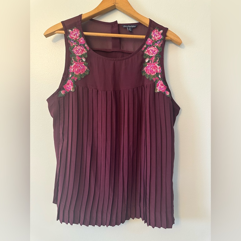 American Eagle Outfitters Burgundy Pleated Tank with Pink Floral Women’s Large